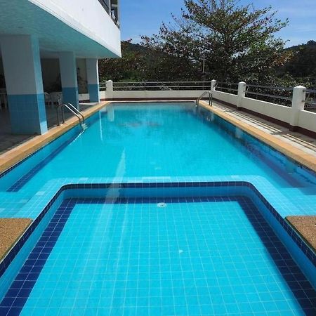 Nice Beach Hotel Rayong Esterno foto