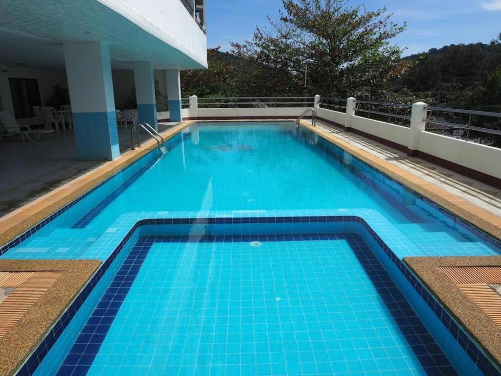 Nice Beach Hotel Rayong Esterno foto